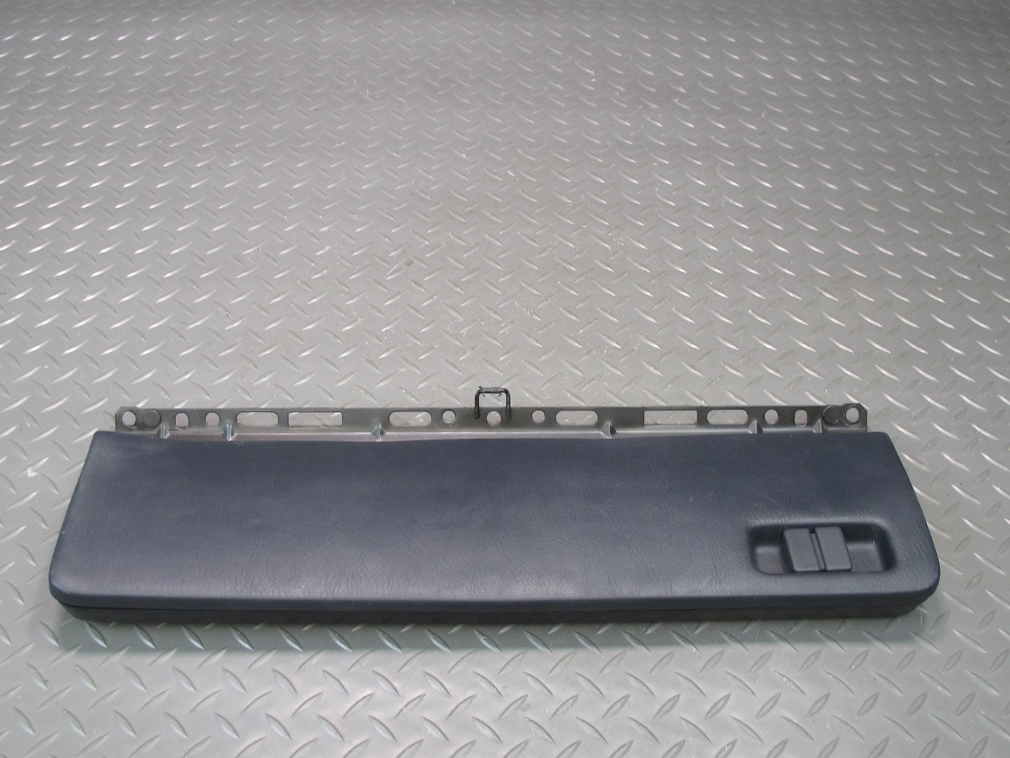 95-00 Lexus UCF20L LS400 Dash Right Upper Glove Box Door Lid Cover Black OEM