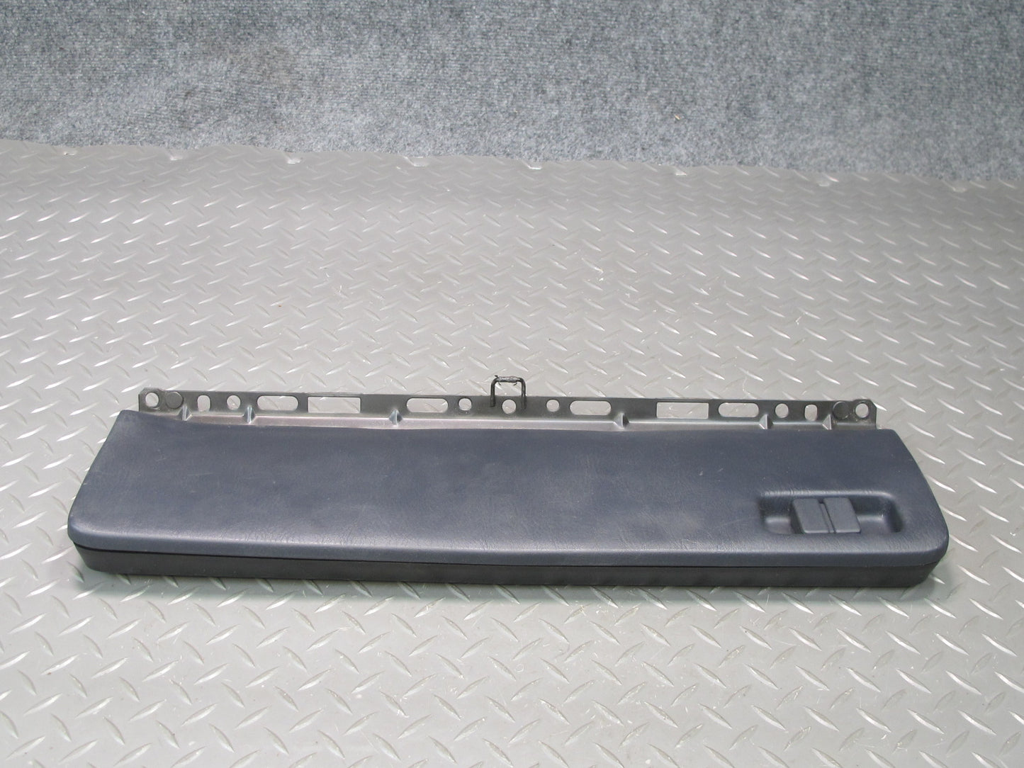 95-00 Lexus UCF20L LS400 Dash Right Upper Glove Box Door Lid Cover Black OEM
