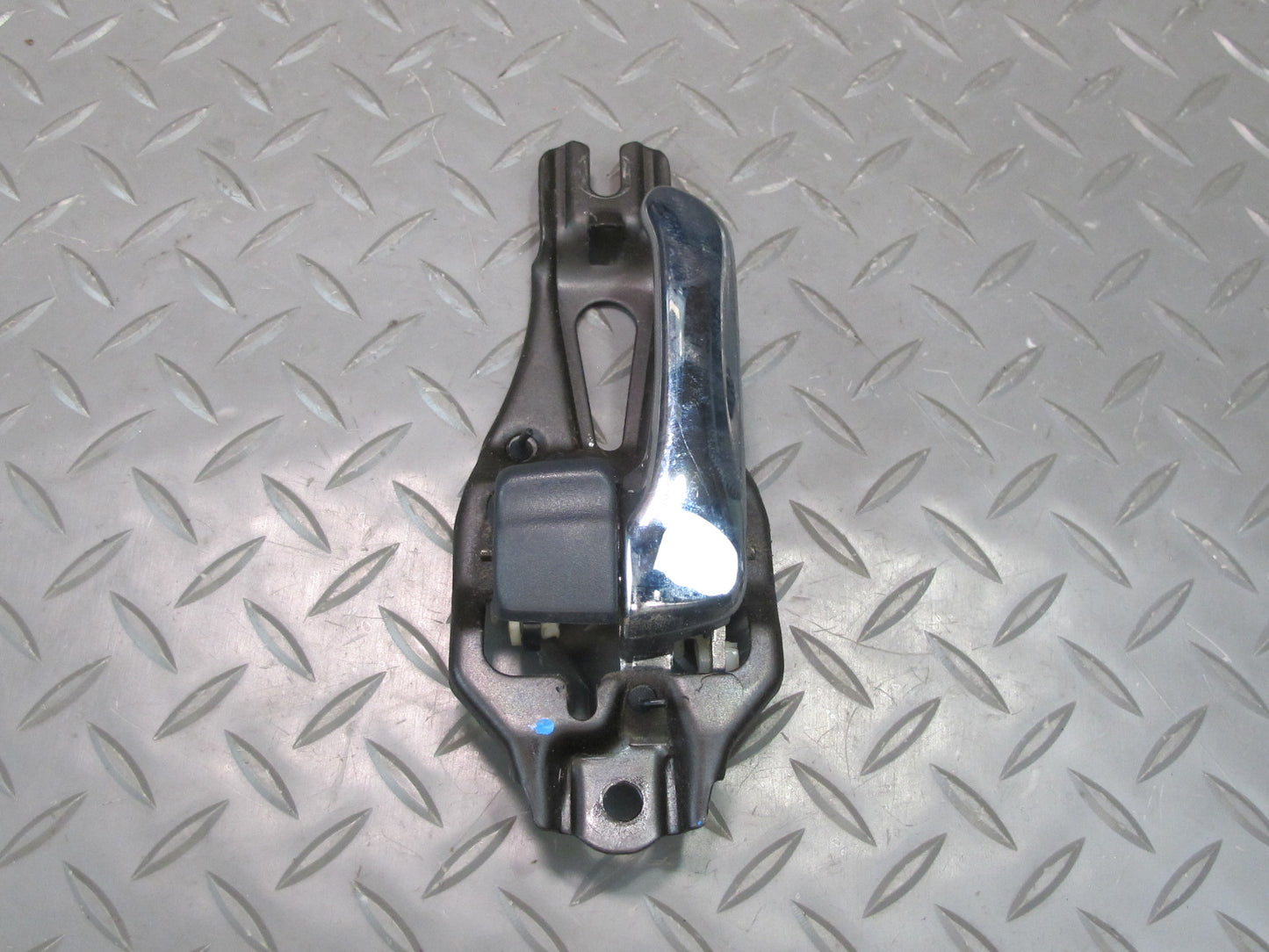 95-00 Lexus UCF20L LS400 Rear Left Interior Door Handle OEM