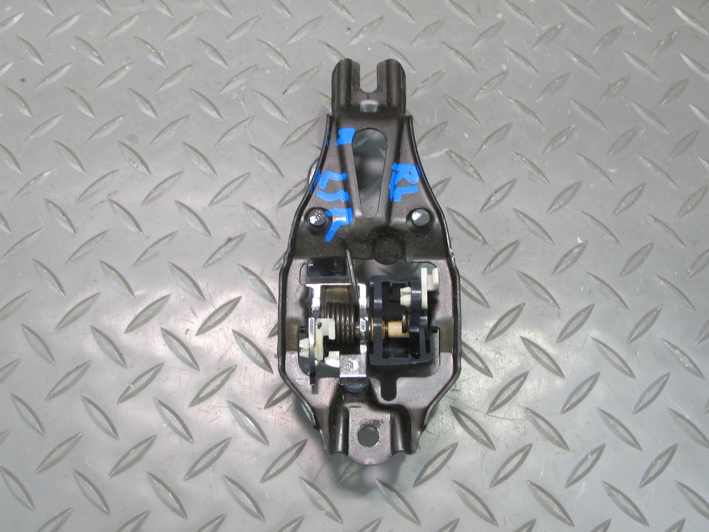 95-00 Lexus UCF20L LS400 Rear Left Interior Door Handle OEM