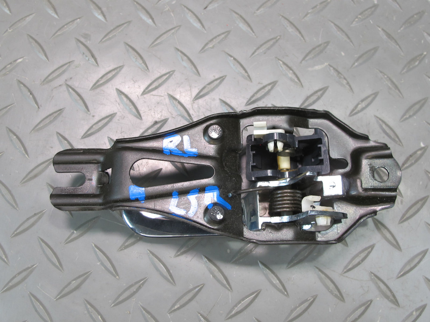 95-00 Lexus UCF20L LS400 Rear Left Interior Door Handle OEM