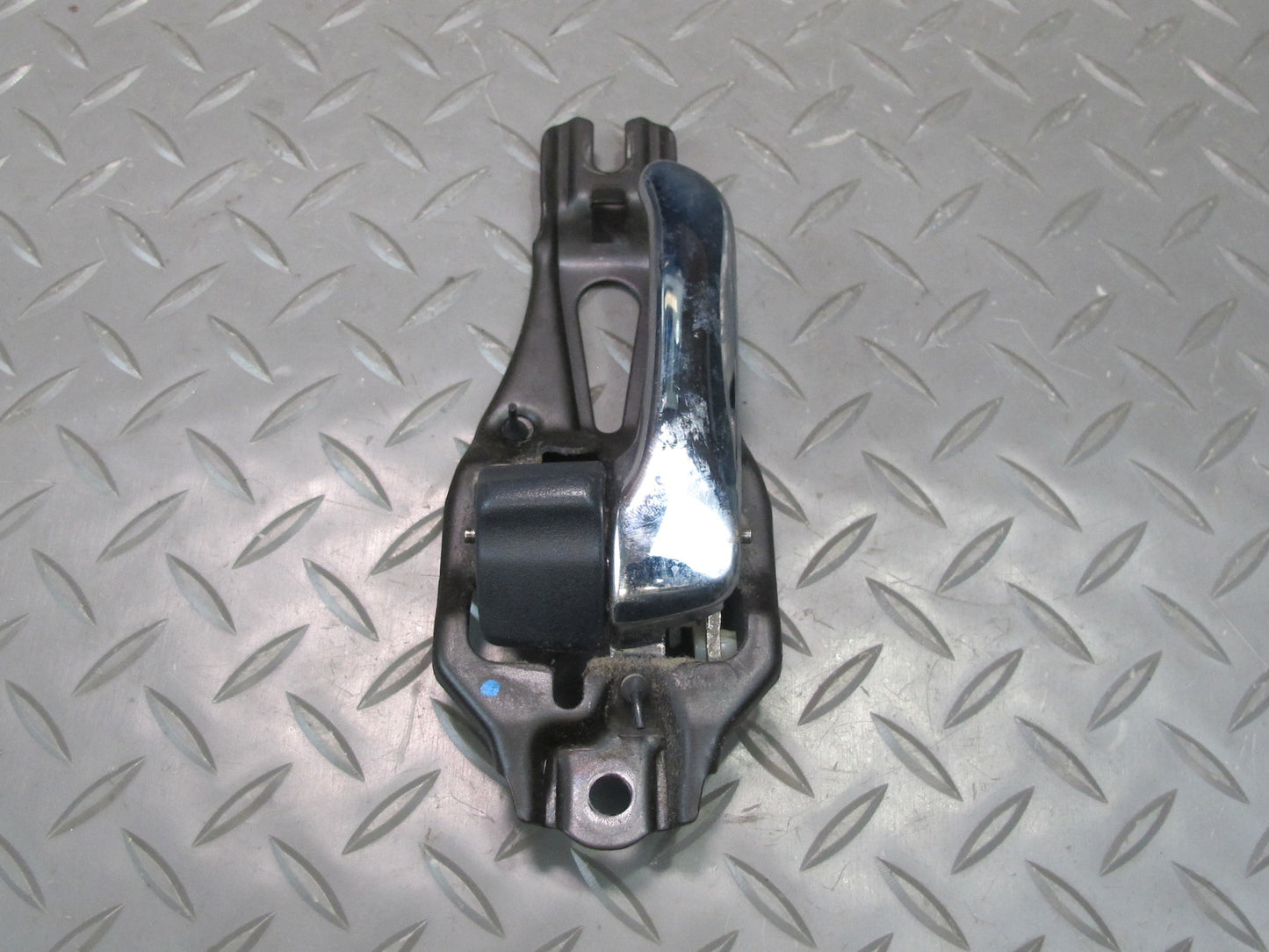 95-00 Lexus UCF20L LS400 Front Left Interior Door Handle OEM