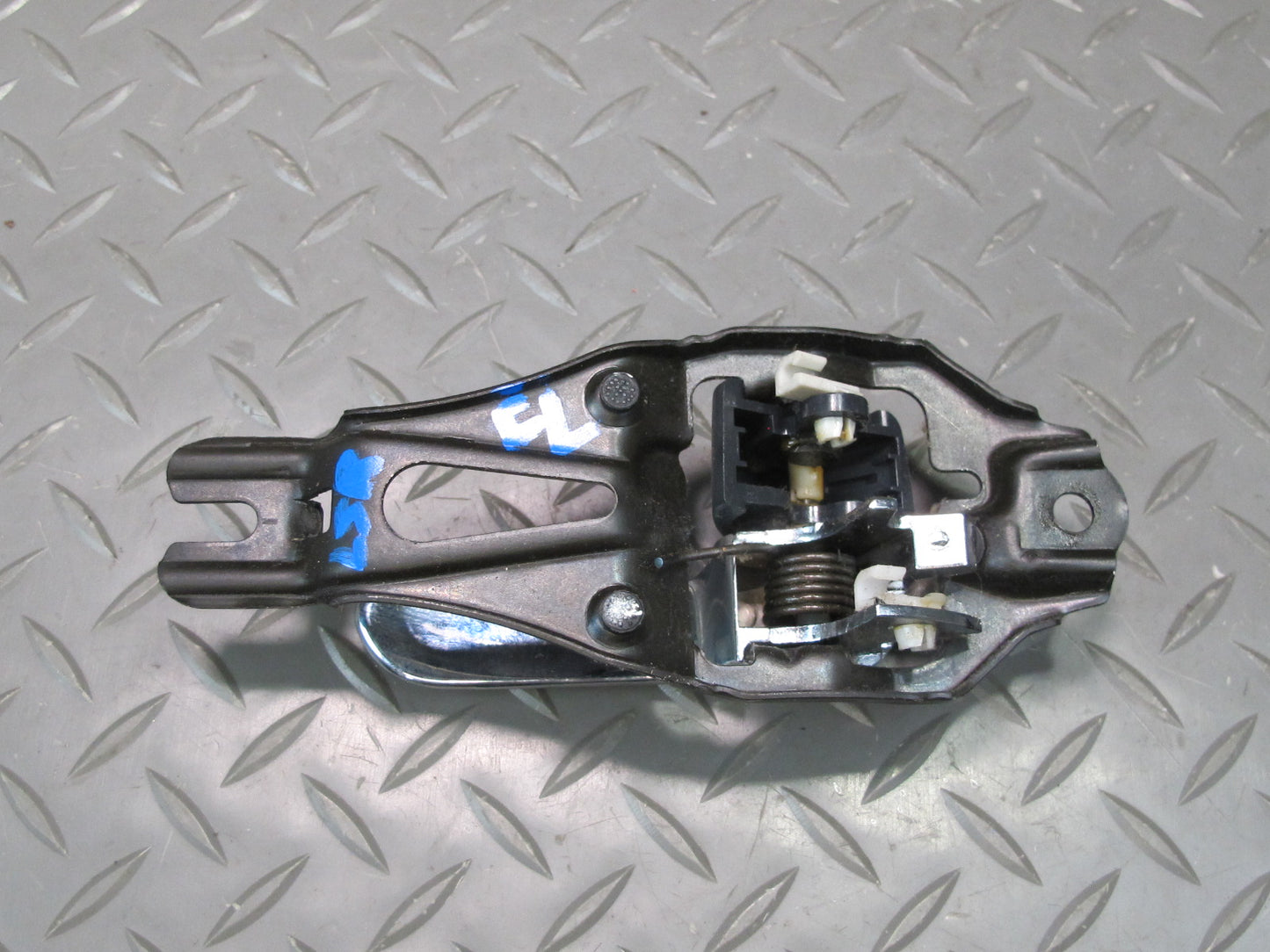 95-00 Lexus UCF20L LS400 Front Left Interior Door Handle OEM