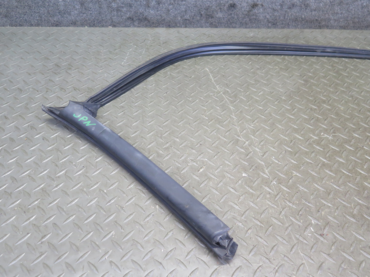 1999-2004 Porsche 911 996 Convertible TOP Roof Frame Rubber Seal Gasket Set