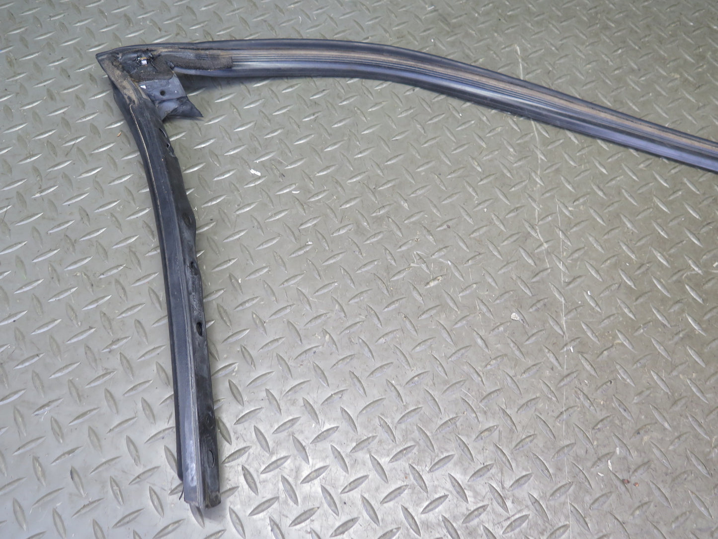 1999-2004 Porsche 911 996 Convertible TOP Roof Frame Rubber Seal Gasket Set