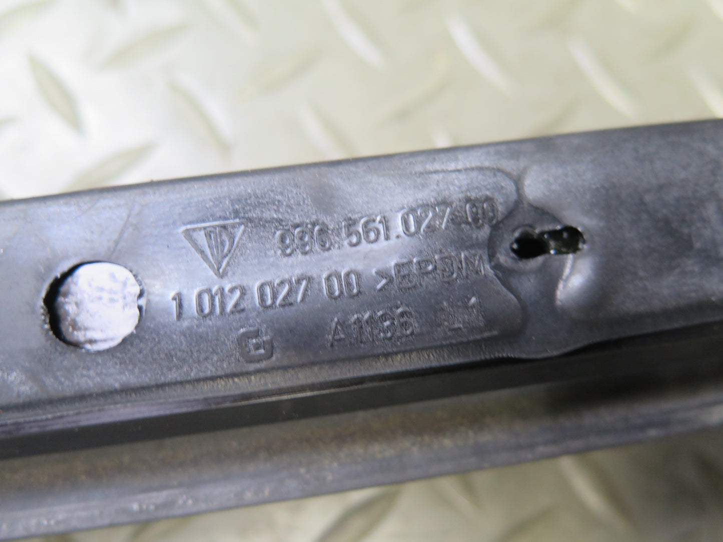 1999-2004 Porsche 911 996 Convertible TOP Roof Frame Rubber Seal Gasket Set