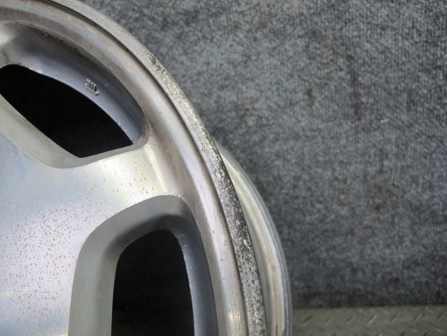 01-03 Lexus UCF30L LS430 Factory R16 16" Alloy Wheel Rim 16x7J ET45 OEM