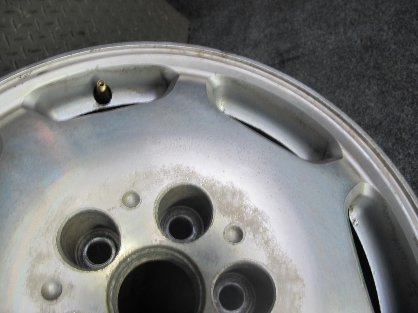 01-03 Lexus UCF30L LS430 Factory R16 16" Alloy Wheel Rim 16x7J ET45 OEM