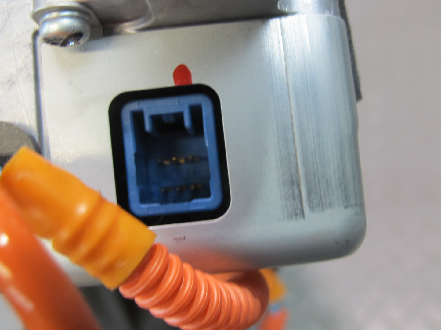 08-09 Lexus UVF46L LS600HL High Voltage Hybrid Battery Converter Module OEM