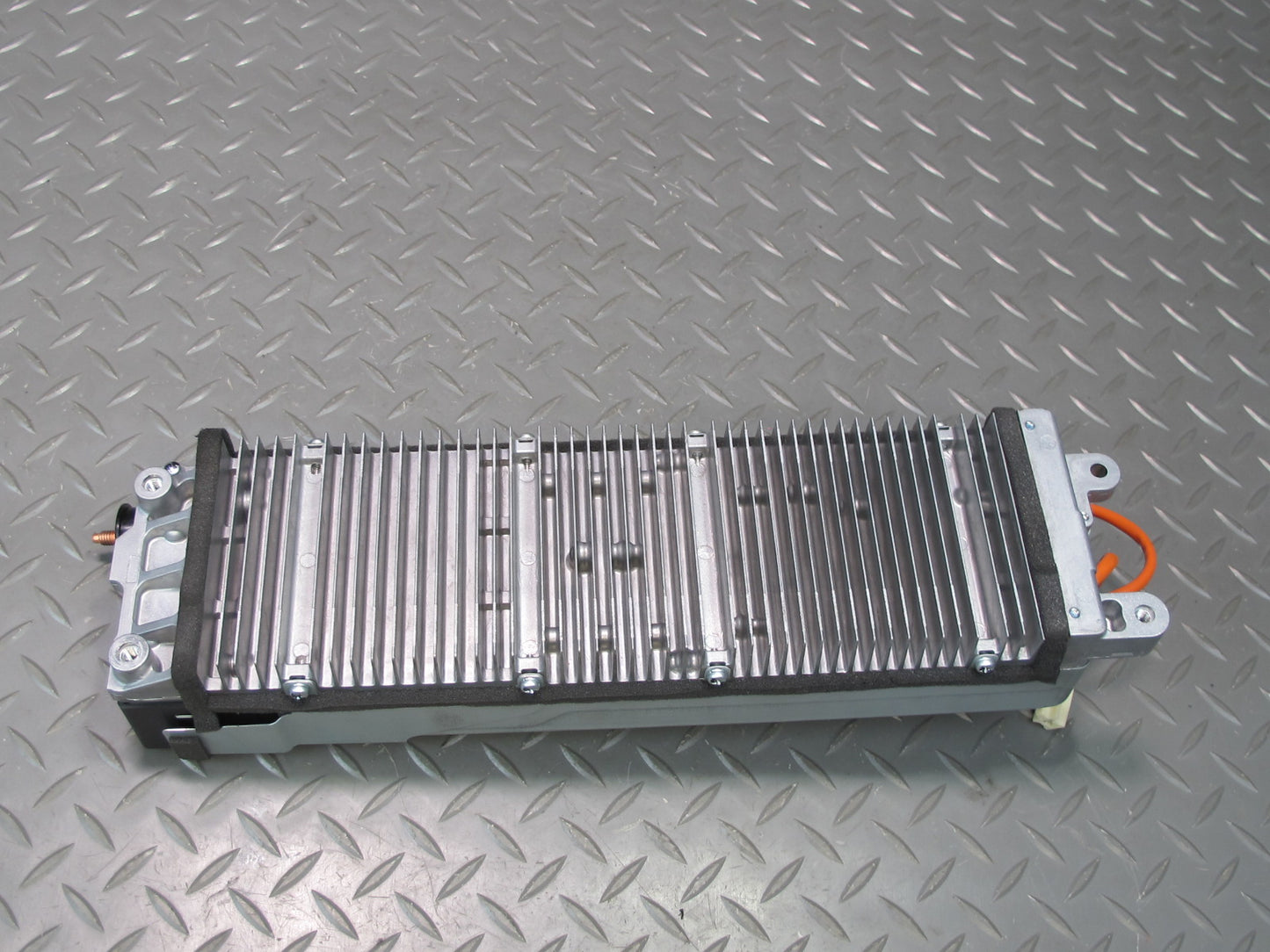 08-09 Lexus UVF46L LS600HL High Voltage Hybrid Battery Converter Module OEM