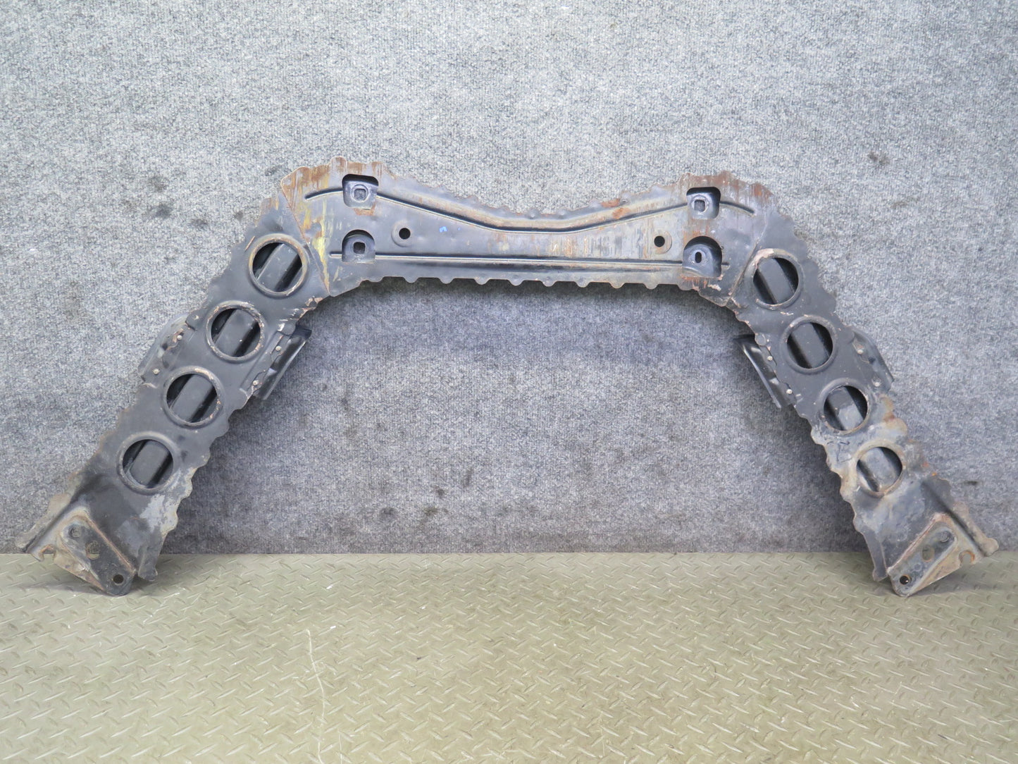 09-20 Nissan Z34 370Z Rear Suspension Crossmember Tunnel Stay Brace 98K Mile OEM