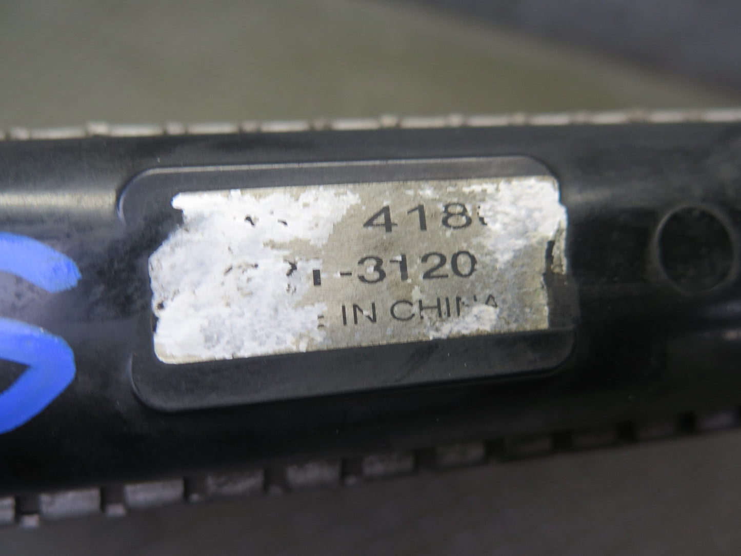 01-05 Lexus JCE10L IS300 Aftermarket Engine Cooling Radiator