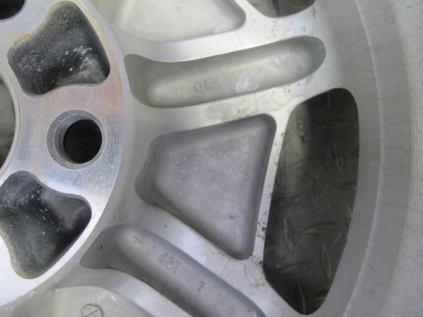 01-03 Lexus UCF30L LS430 Factory R16 16" Alloy Wheel Rim 16x7J ET45 OEM