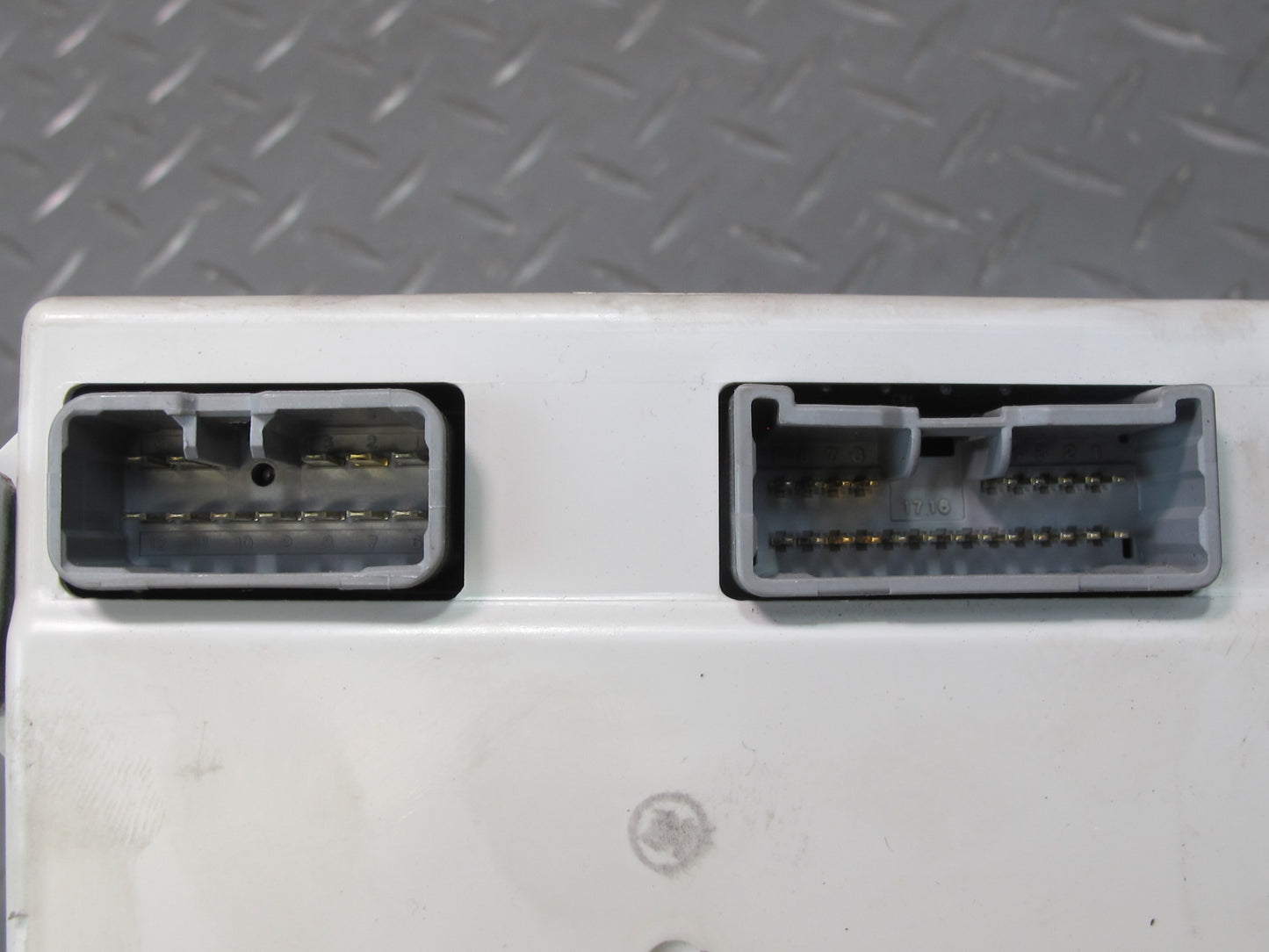 1998 Lexus UCF20L LS400 Steering Tilt & Telescopic Control Module OEM