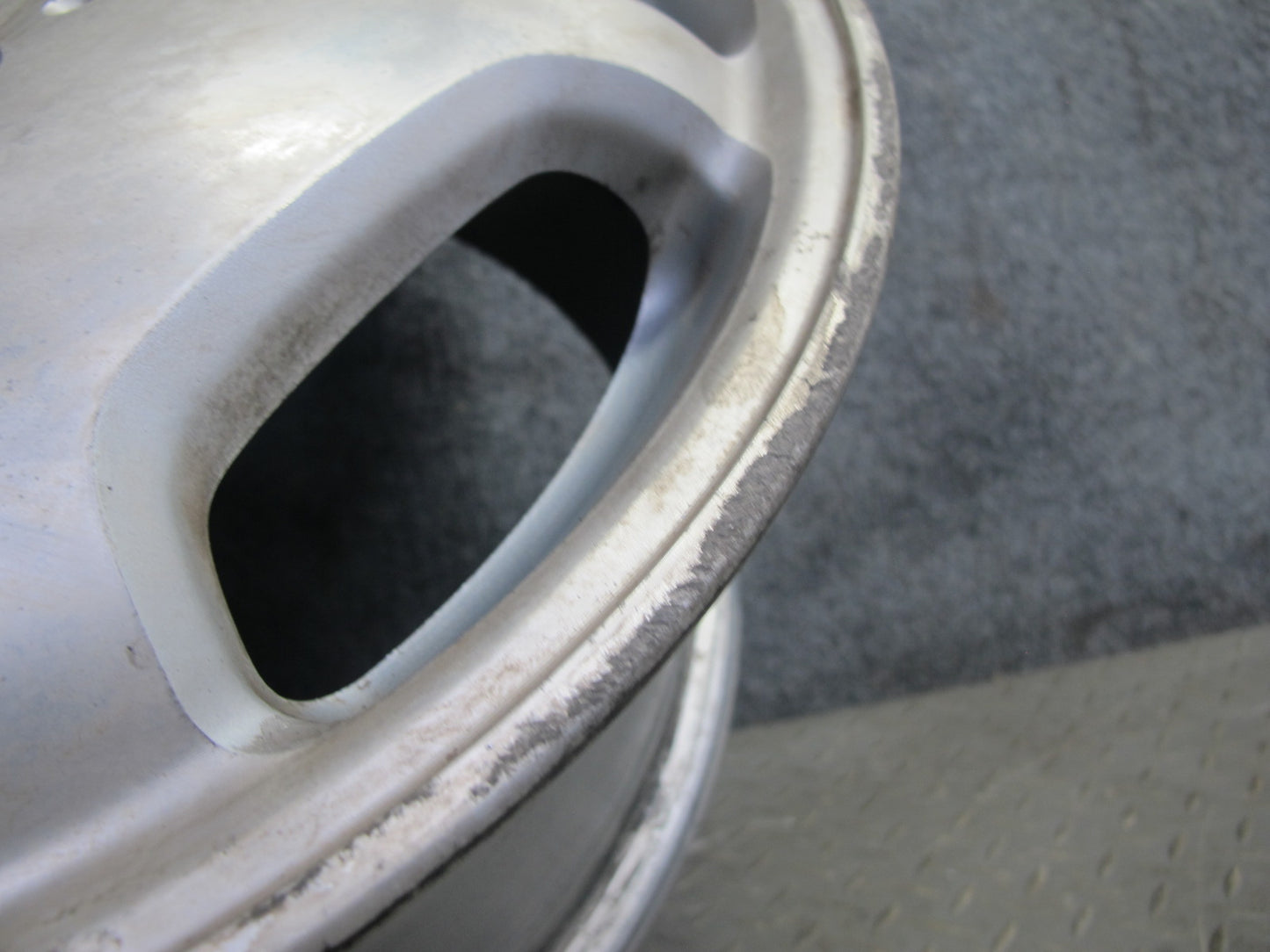 01-03 Lexus UCF30L LS430 Factory R16 16" Alloy Wheel Rim 16x7J ET45 OEM