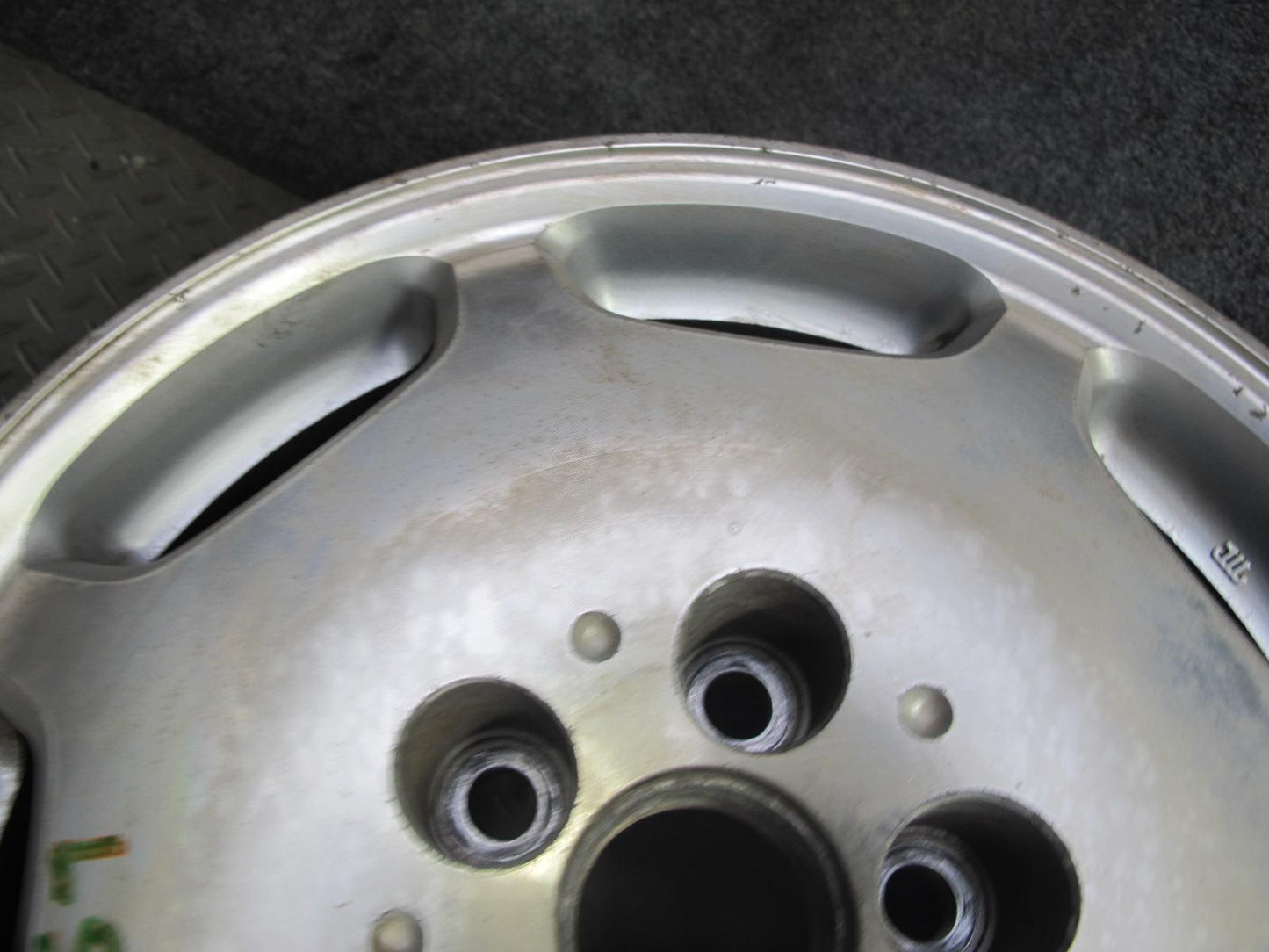 01-03 Lexus UCF30L LS430 Factory R16 16" Alloy Wheel Rim 16x7J ET45 OEM