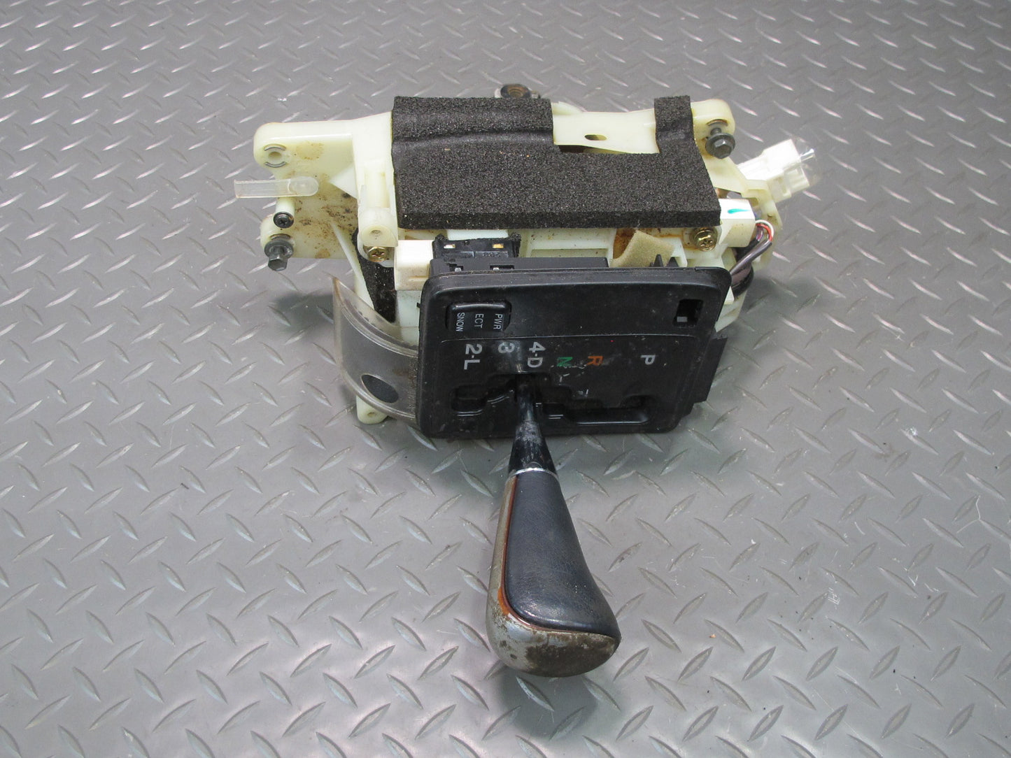 98-00 Lexus UCF20L LS400 A/T Automatic Transmission Gear Shifter w Knob OEM