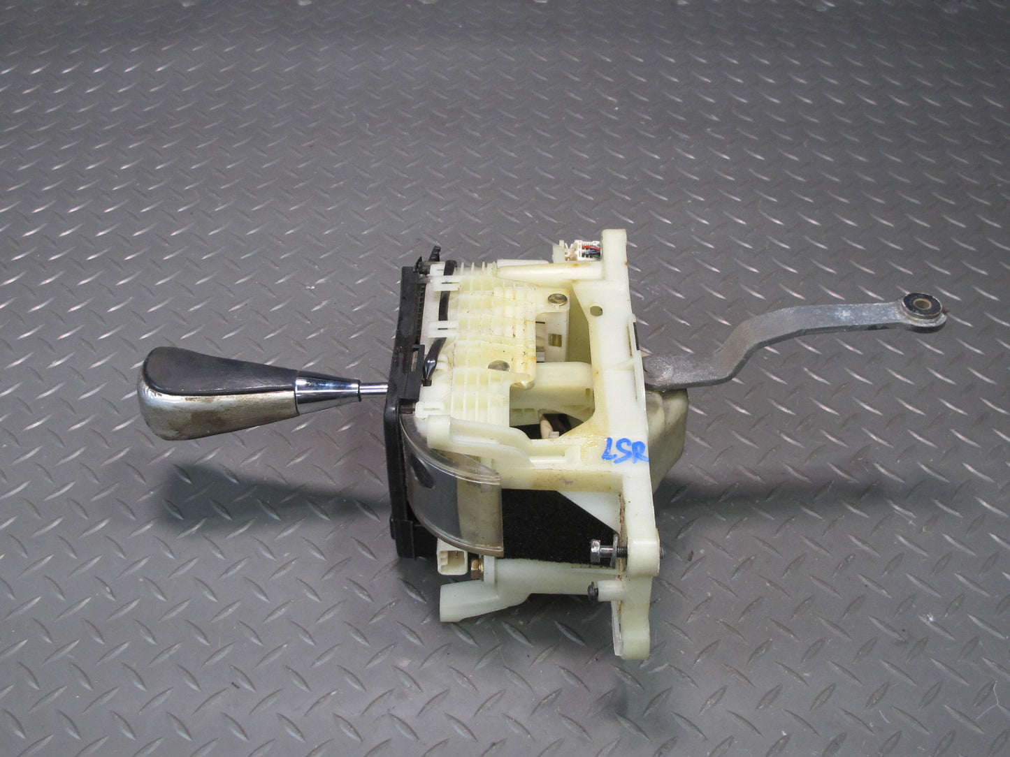 98-00 Lexus UCF20L LS400 A/T Automatic Transmission Gear Shifter w Knob OEM