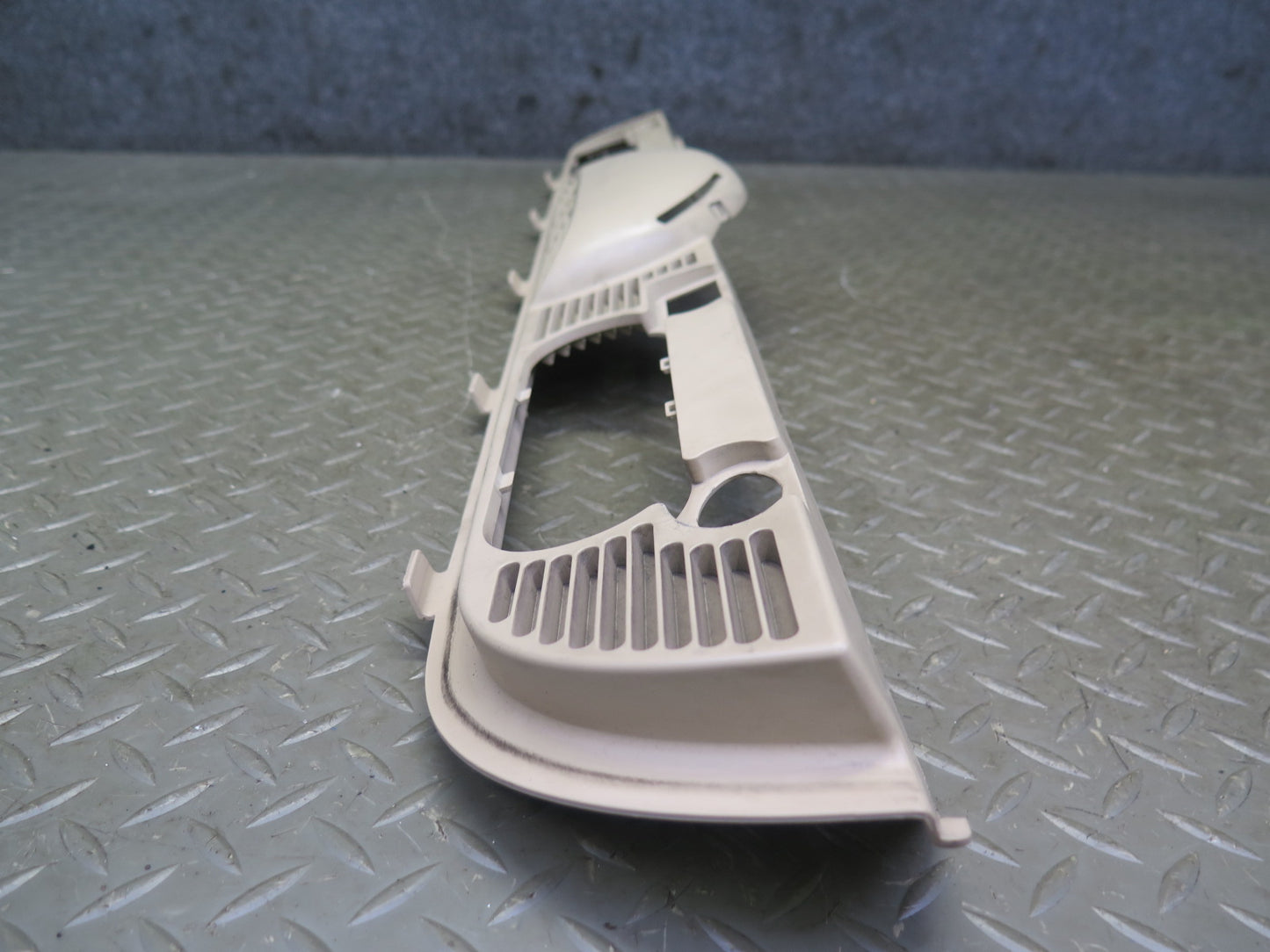 01-06 BMW E46 330ci Convertible Rear Seat Rollover Bar Trim Cover 8204279 OEM