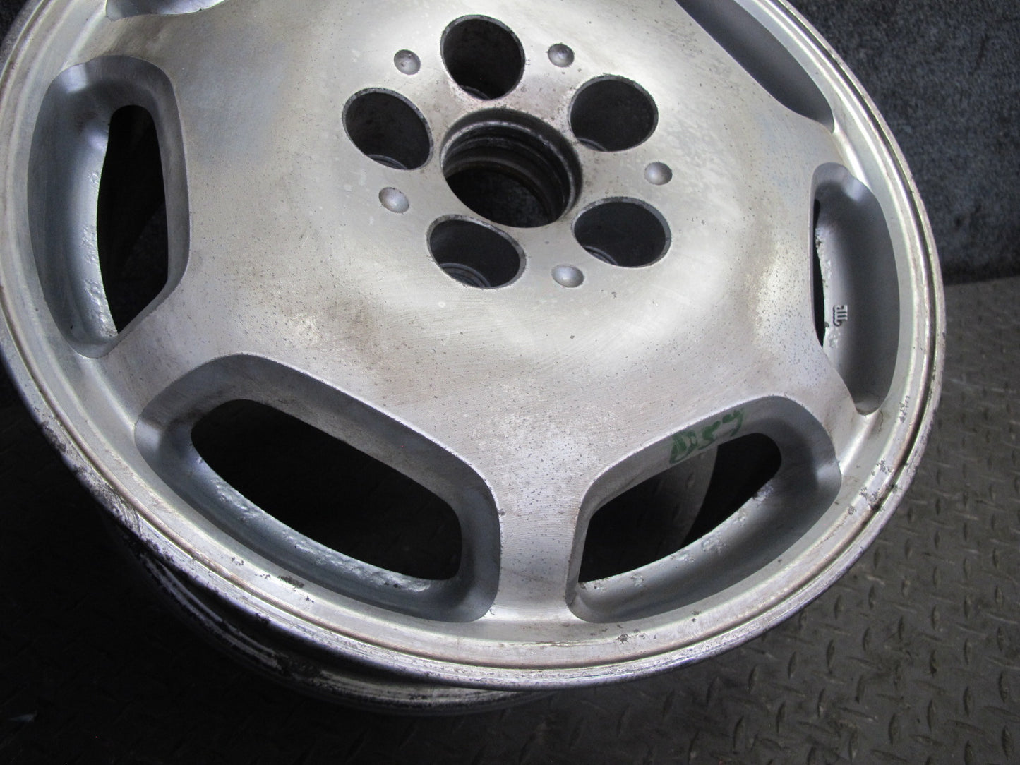 01-03 Lexus UCF30L LS430 Factory R16 16" Alloy Wheel Rim 16x7J ET45 OEM