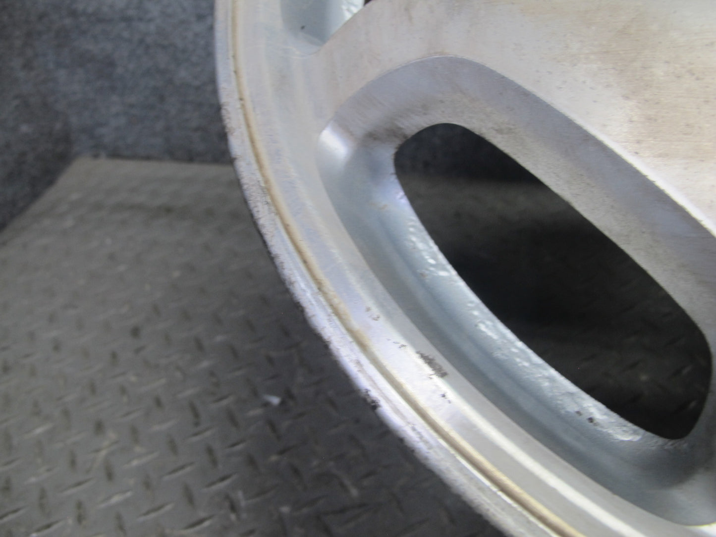 01-03 Lexus UCF30L LS430 Factory R16 16" Alloy Wheel Rim 16x7J ET45 OEM