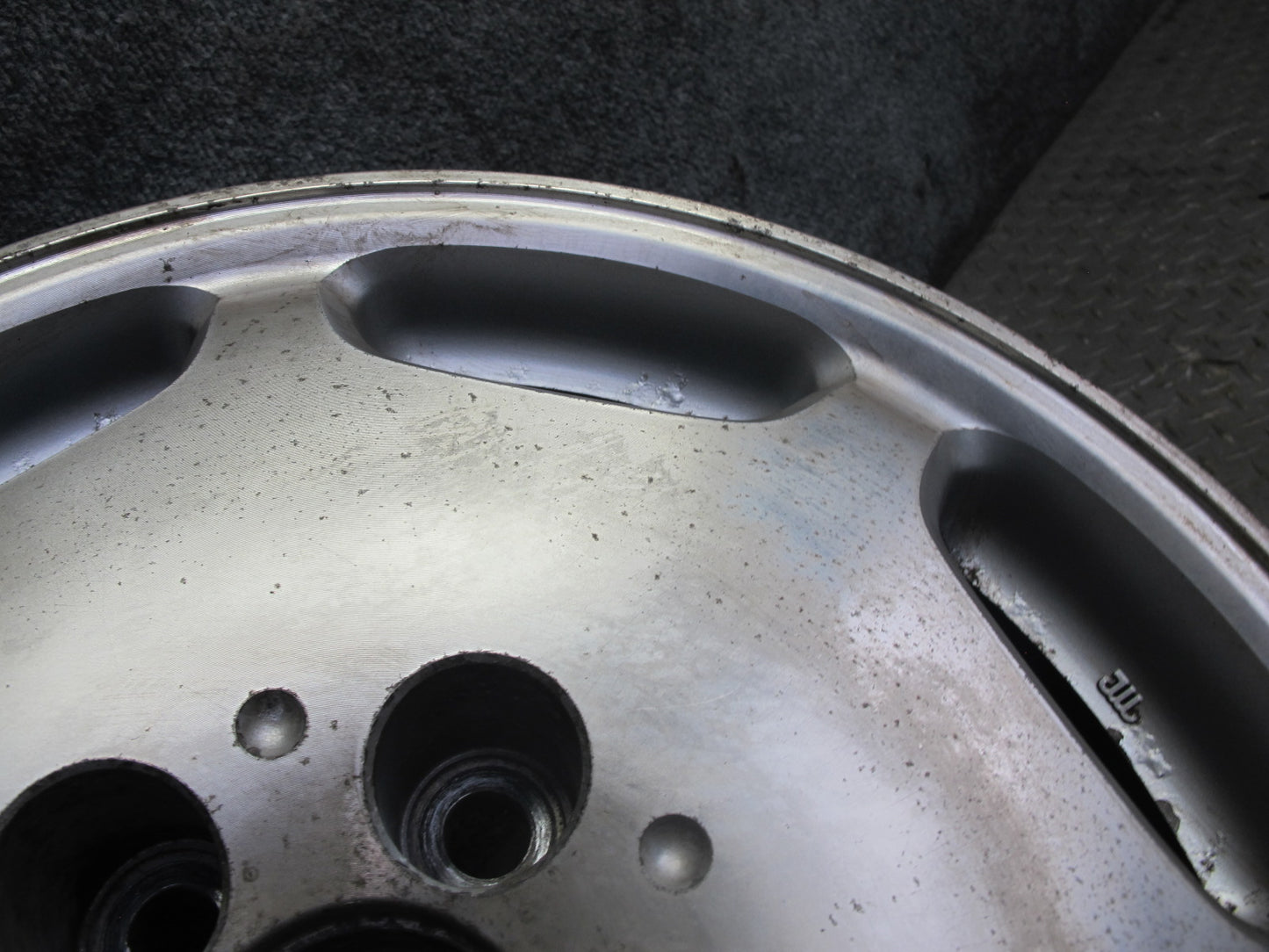 01-03 Lexus UCF30L LS430 Factory R16 16" Alloy Wheel Rim 16x7J ET45 OEM