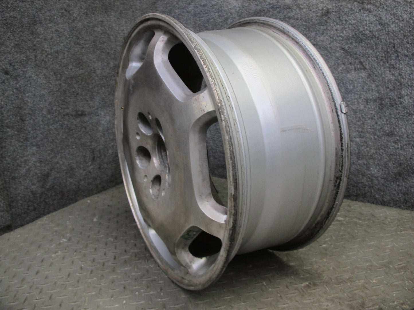 01-03 Lexus UCF30L LS430 Factory R16 16" Alloy Wheel Rim 16x7J ET45 OEM