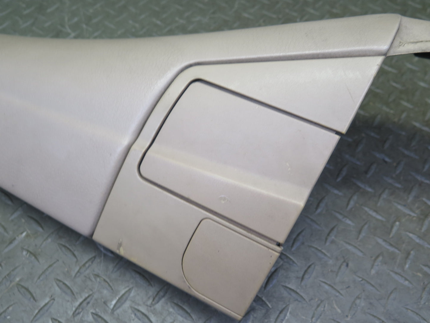 01-03 BMW E46 330ci Convertible Rear Left Lateral Trim Cover Beige 8240789 OEM