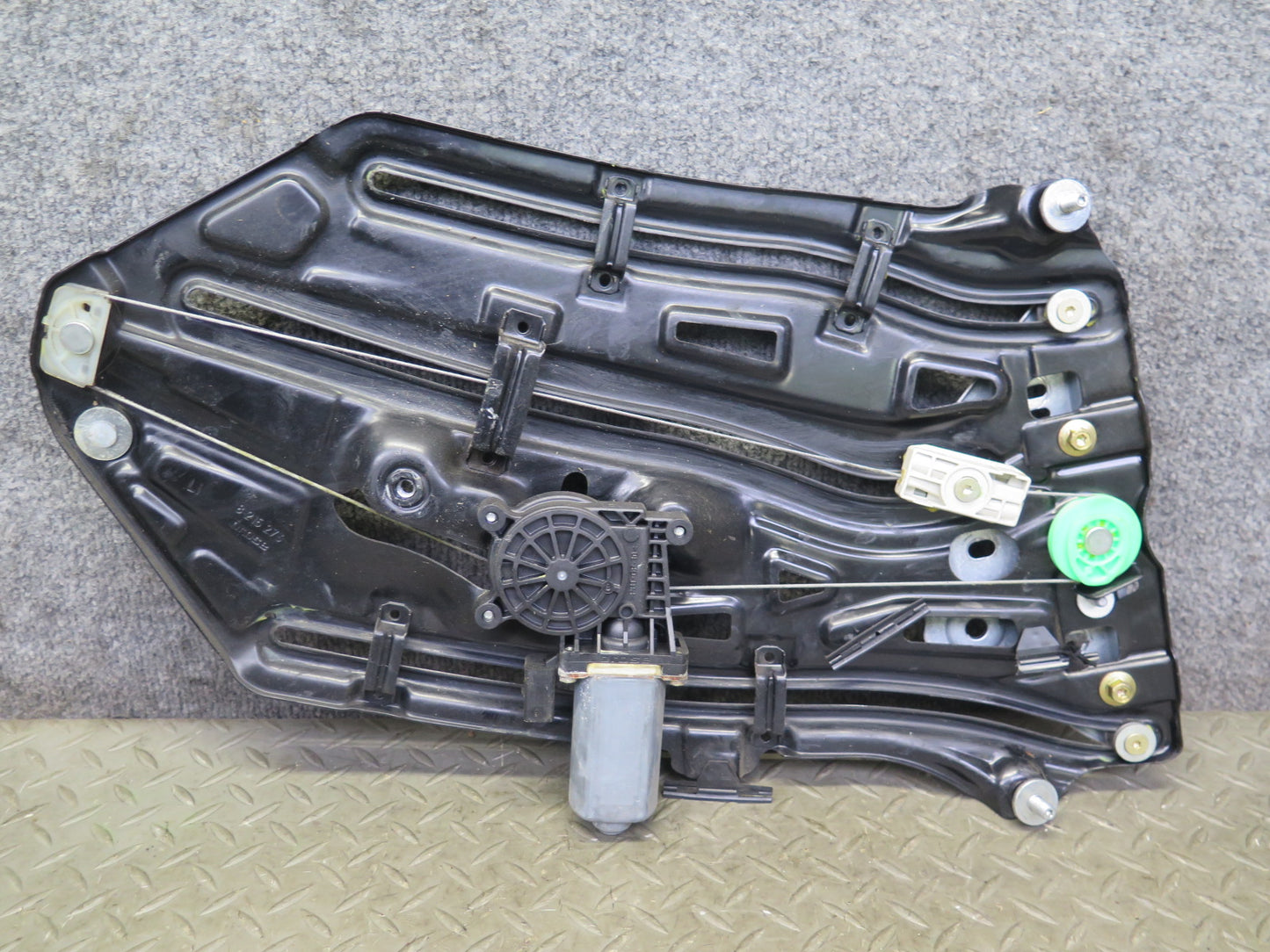 01-06 BMW E46 330ci Convertible Rear Left Quarter Window Regulator w Motor OEM