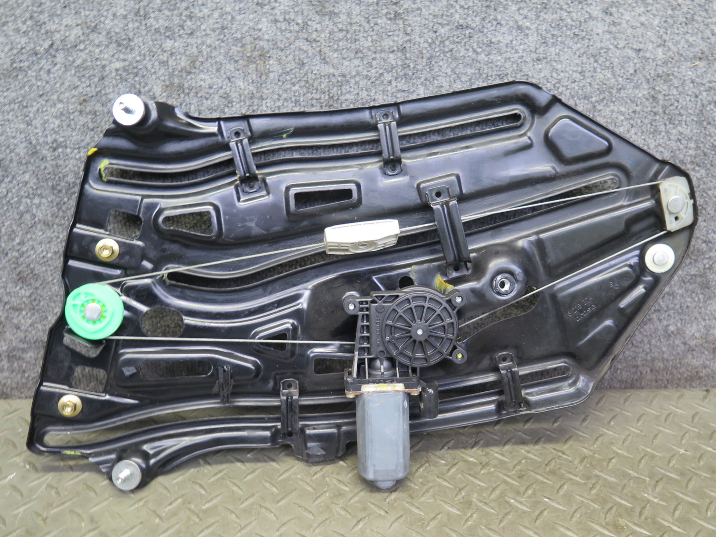 01-06 BMW E46 330ci Convertible Rear Right Quarter Window Regulator w Motor OEM