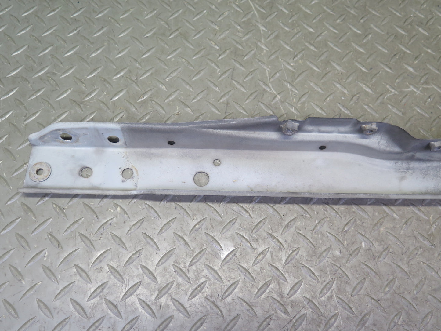 01-05 Lexus JCE10L IS300 Set of 4 Engine Radiator Support Bracket Cover OEM