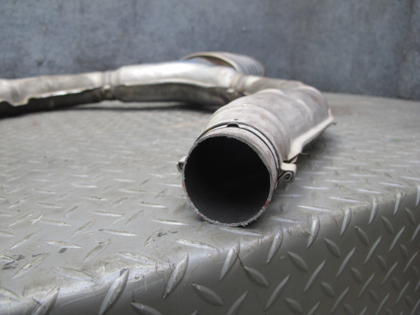 98-00 Lexus UCF20L LS400 Exhaust Resonator Intermediate Pipe 101K Miles OEM