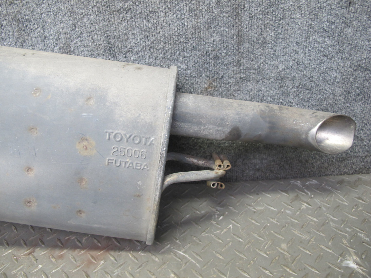 98-00 Lexus UCF20L LS400 Set of 2 Rear Left & Right Exhaust Muffler 102K OEM