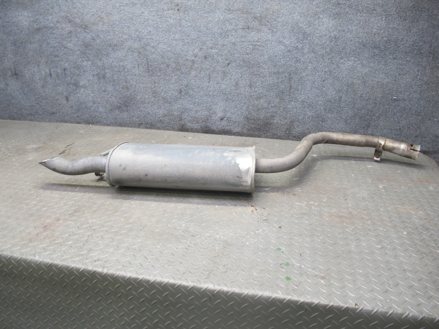 98-00 Lexus UCF20L LS400 Set of 2 Rear Left & Right Exhaust Muffler 102K OEM