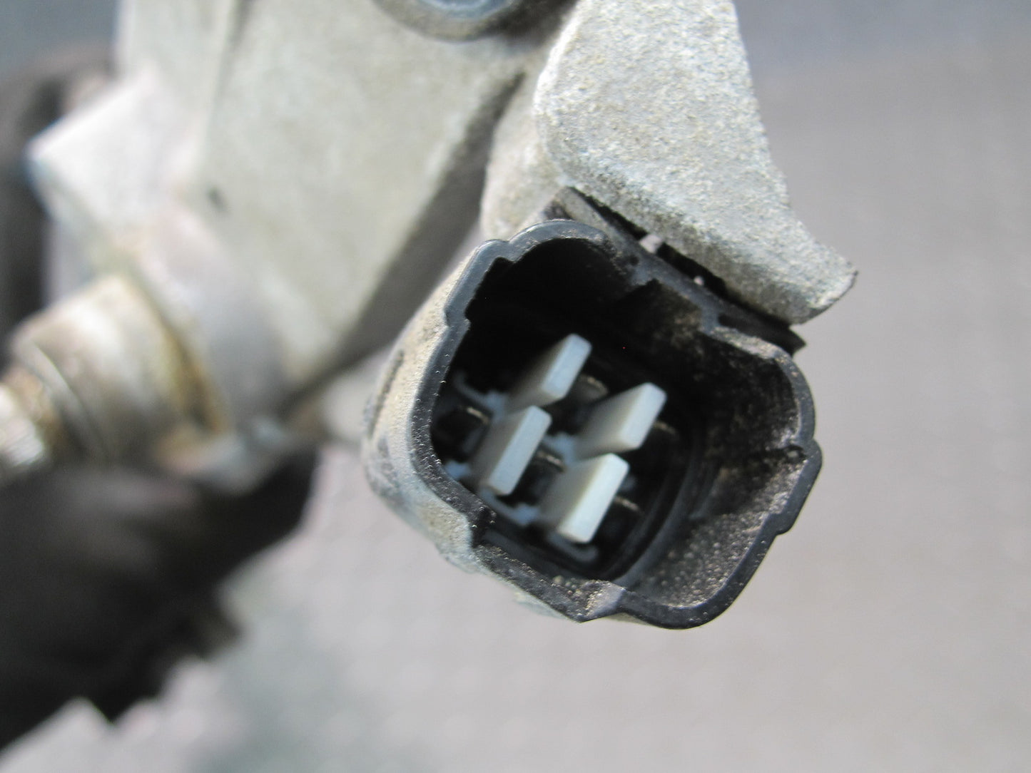 95-00 Lexus UCF20L LS400 Windshield Wiper Transmission Linkage w Motor OEM