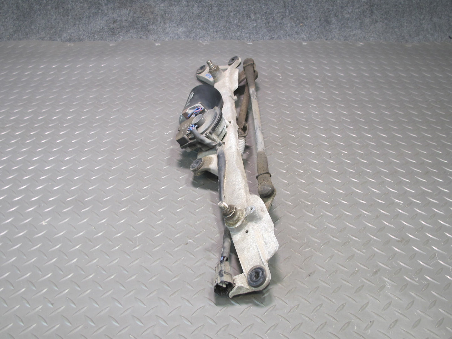 95-00 Lexus UCF20L LS400 Windshield Wiper Transmission Linkage w Motor OEM