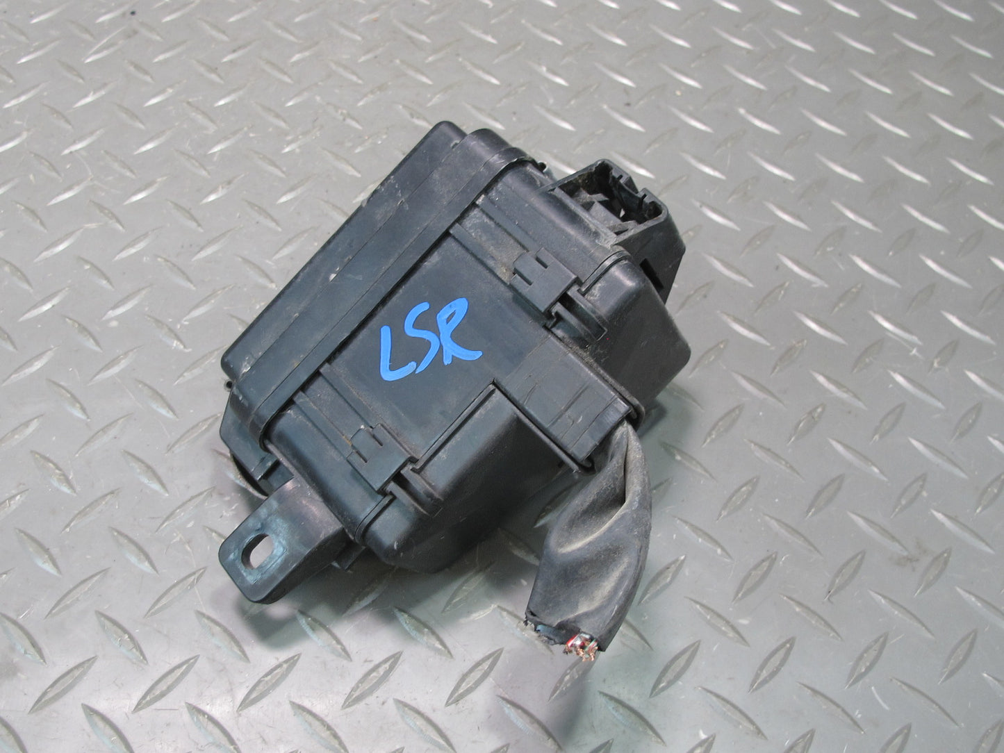 98-00 Lexus UCF20L LS400 Under Hood Small Fan Fuse Relay Box Module OEM