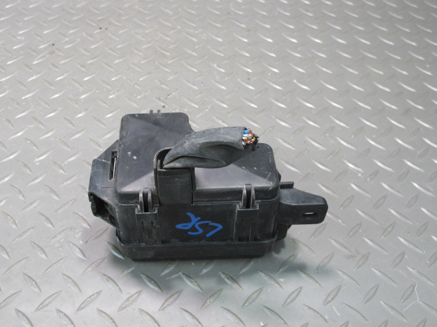 98-00 Lexus UCF20L LS400 Under Hood Small Fan Fuse Relay Box Module OEM