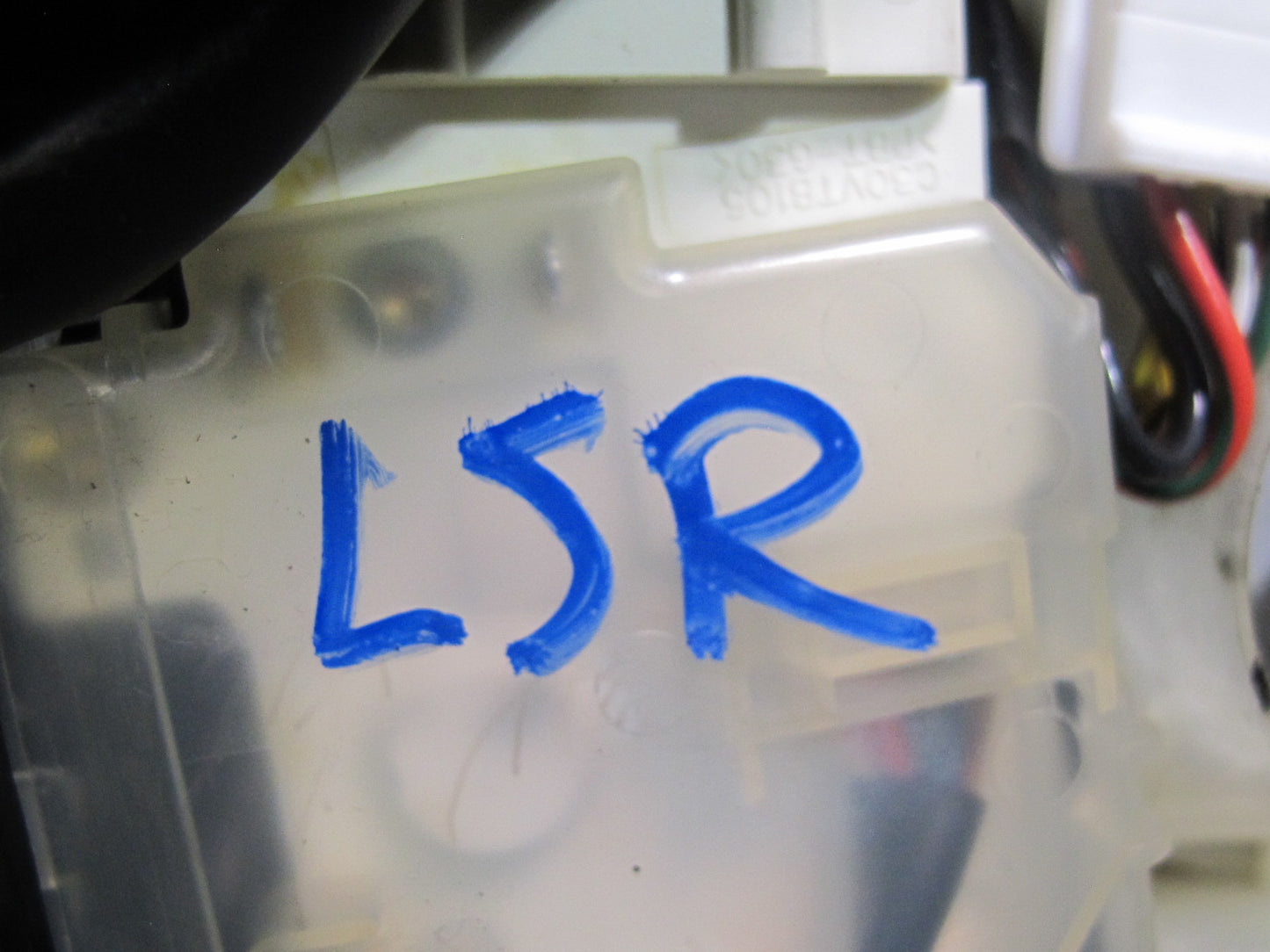 1998 Lexus UCF20L LS400 Steering Column Wiper Headlight Turn Signal Switch OEM