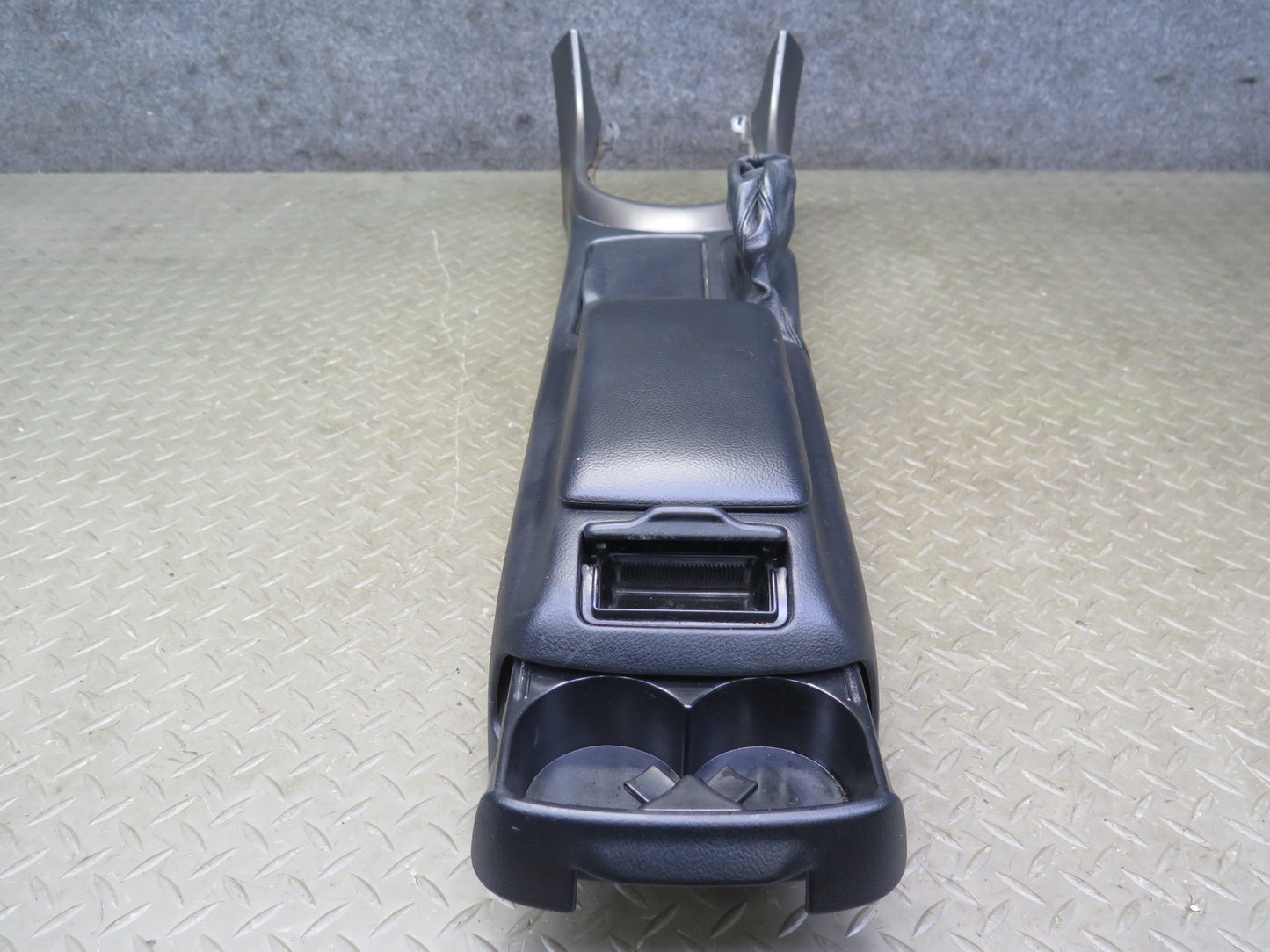 2001 Lexus JCE10L IS300 Center Console Trim Cover Panel 55619-53010 OEM