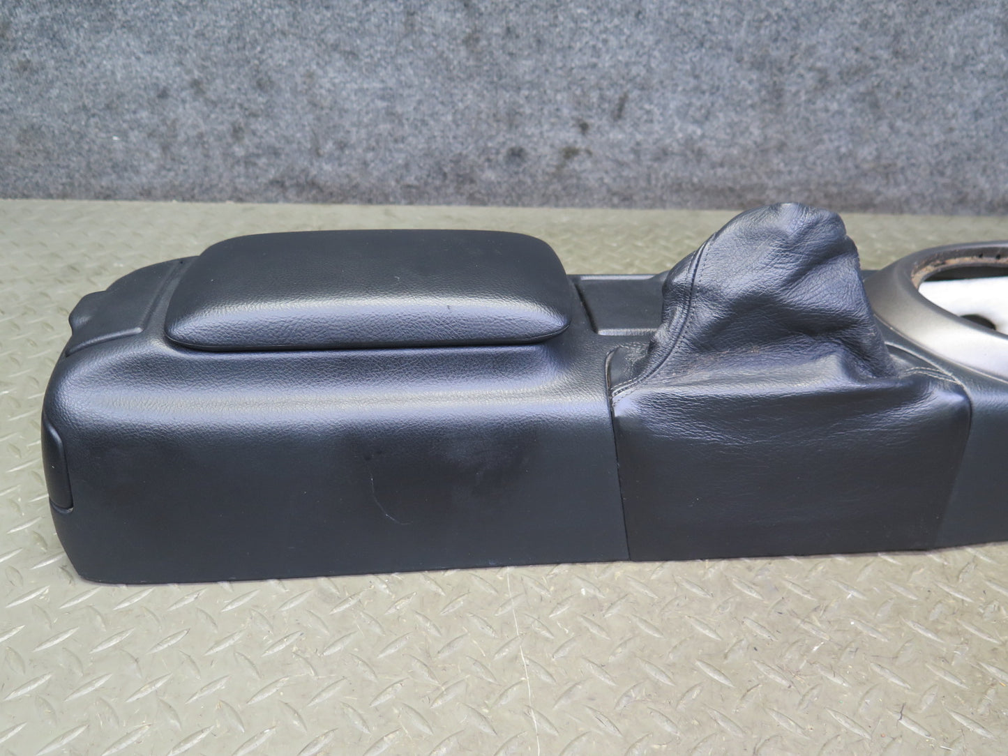 2001 Lexus JCE10L IS300 Center Console Trim Cover Panel 55619-53010 OEM