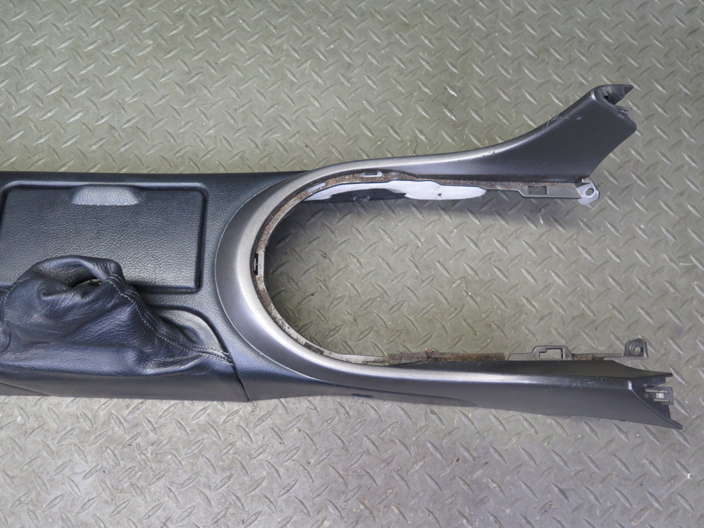 2001 Lexus JCE10L IS300 Center Console Trim Cover Panel 55619-53010 OEM