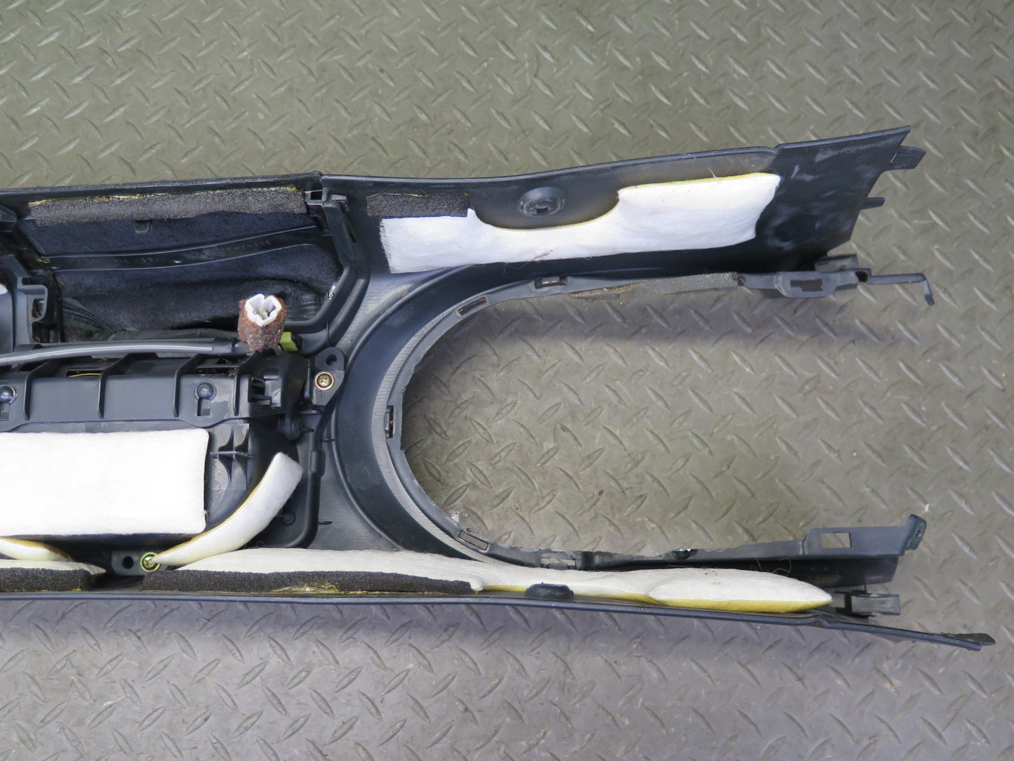 2001 Lexus JCE10L IS300 Center Console Trim Cover Panel 55619-53010 OEM