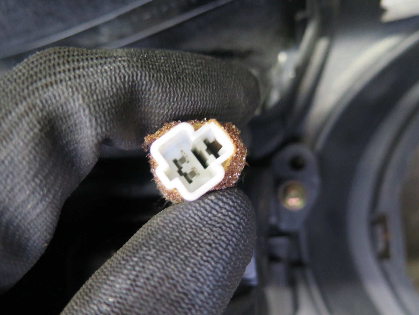 2001 Lexus JCE10L IS300 Center Console Trim Cover Panel 55619-53010 OEM