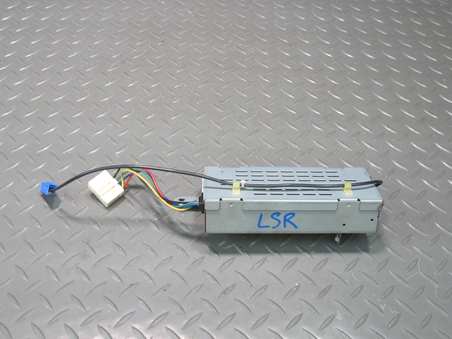 98-00 Lexus UCF20L LS400 Stereo Component Equalizer 86240-50020 OEM