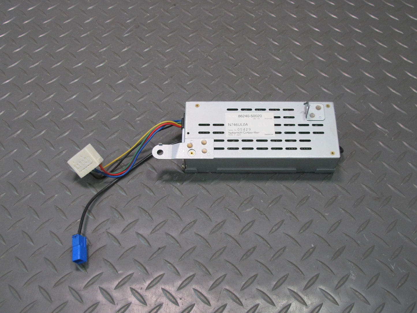 98-00 Lexus UCF20L LS400 Stereo Component Equalizer 86240-50020 OEM