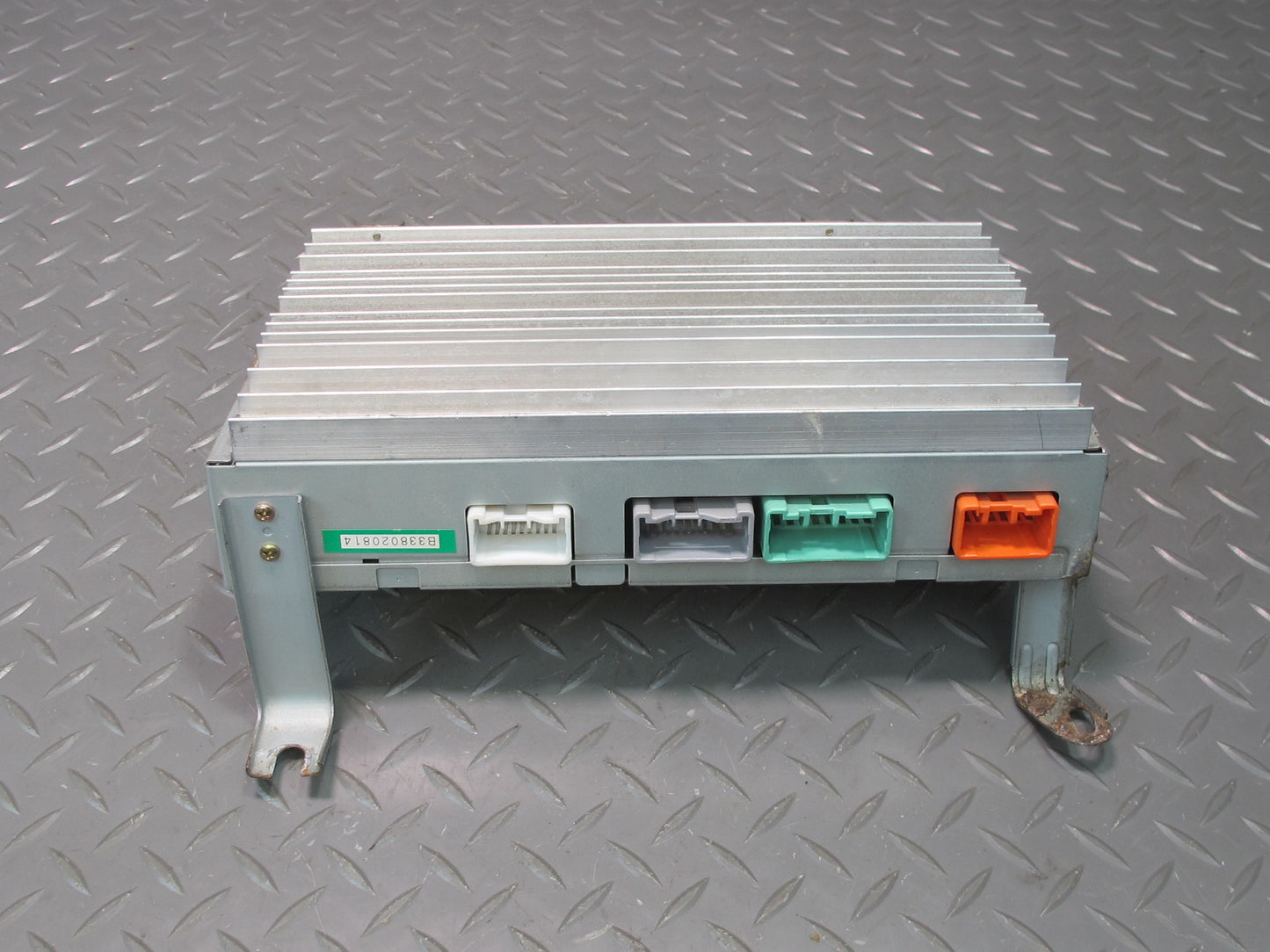 95-00 Lexus UCF20L LS400 Nakamichi Audio Stereo Amplifier 86280-50160 OEM