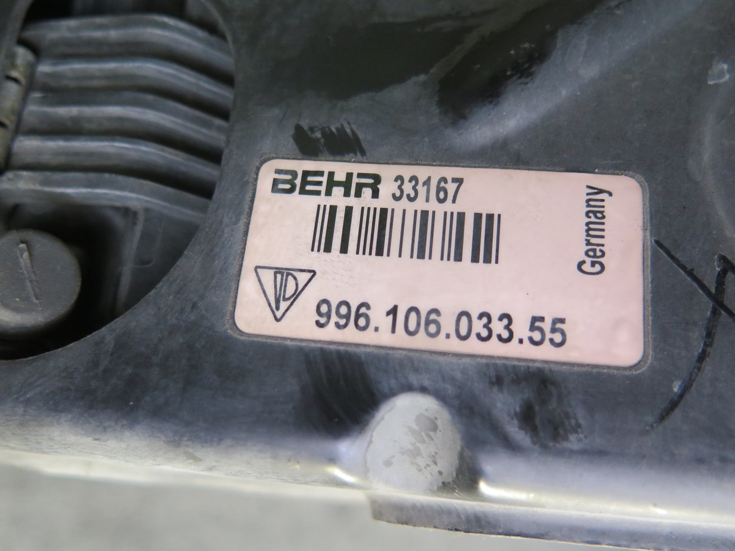 1997-2004 Porsche Boxster 986 Left Engine Radiator Fan Condenser Shroud Assy