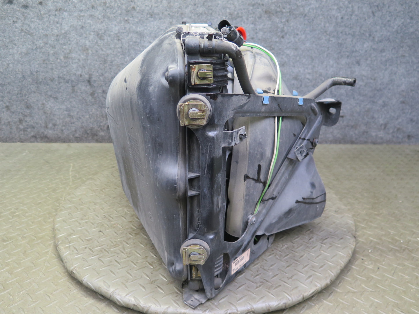 1997-2004 Porsche Boxster 986 Left Engine Radiator Fan Condenser Shroud Assy