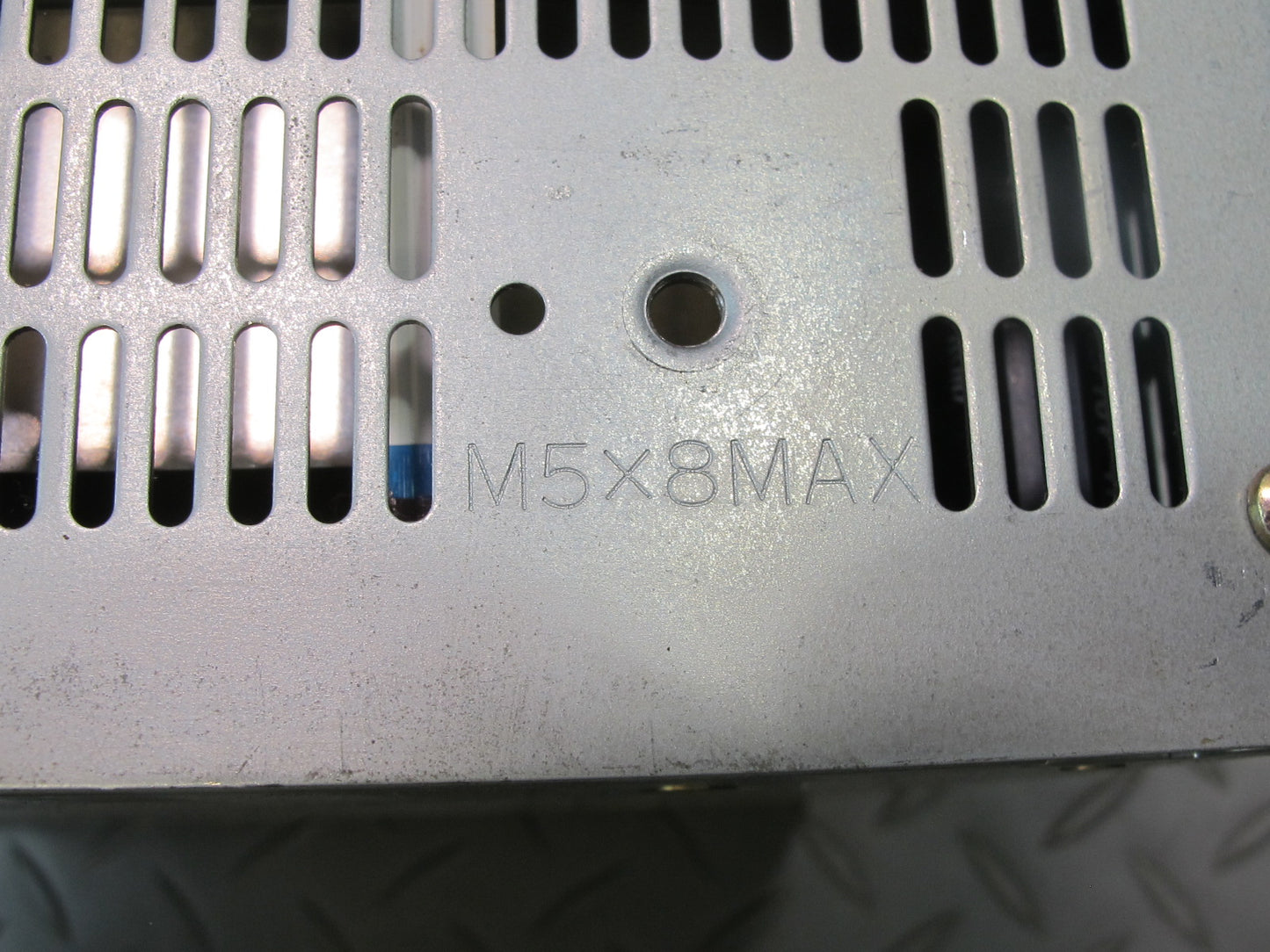 98-00 Lexus UCF20L LS400 Radio Stereo Cassette Player Head Unit 86120-50570 OEM